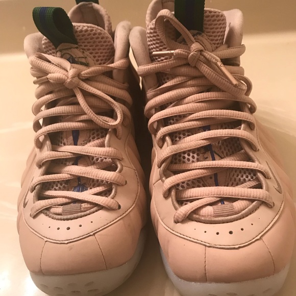 womens foamposite particle beige